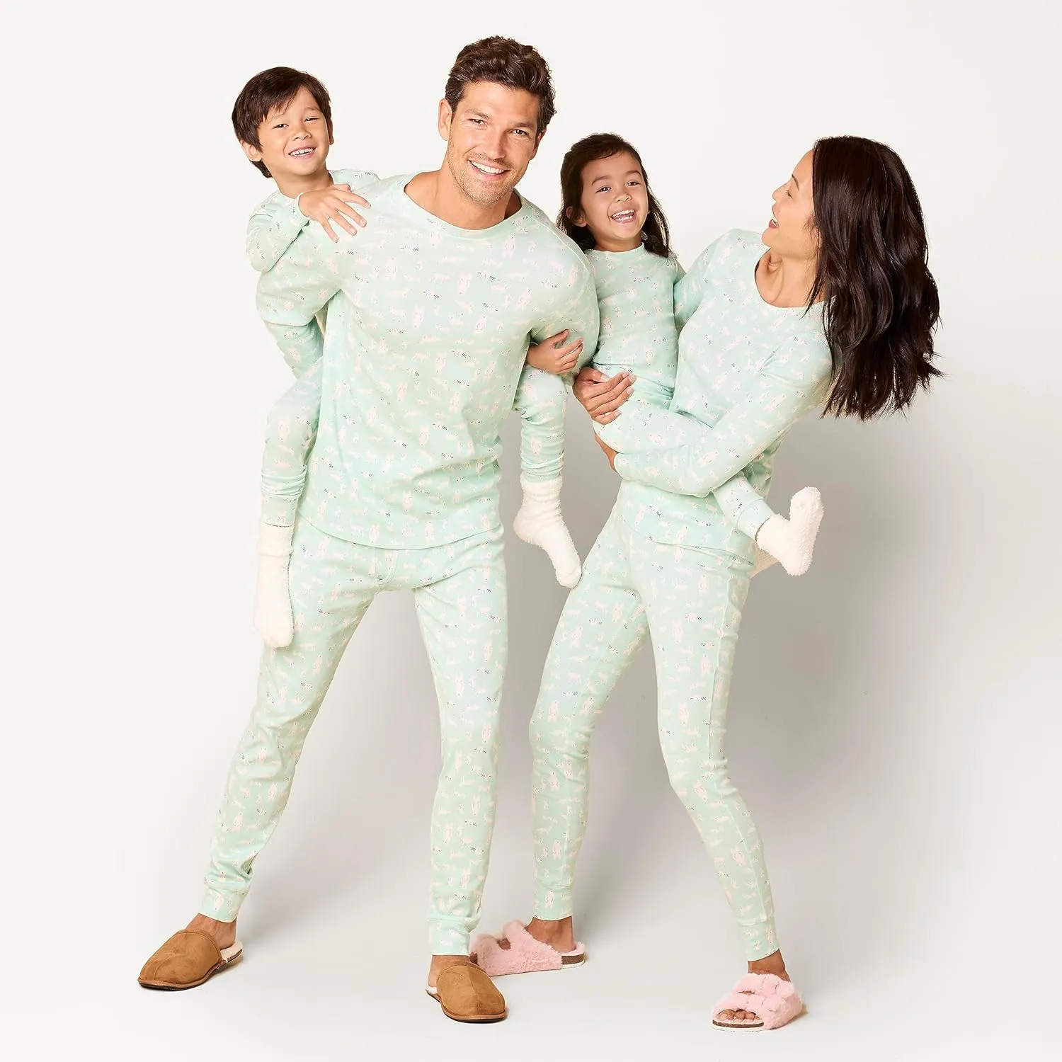Amazon Essentials Women's Snug-Fit Cotton Sleepwear Pajama Set (Available in Plus Size)