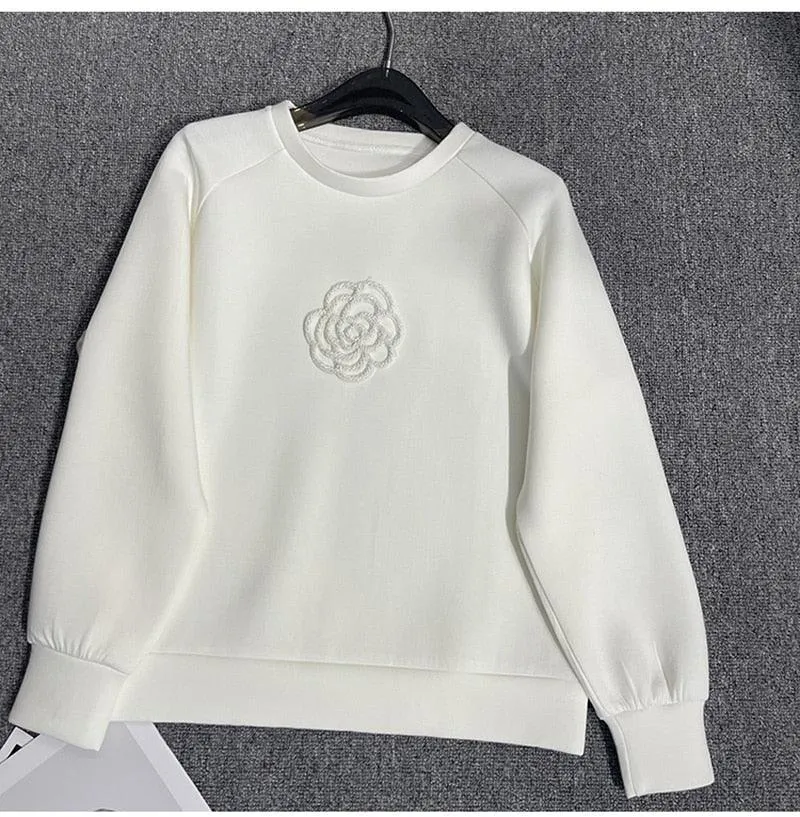 Moda Mingle O Neck Sweatshirt for Graceful Fashion